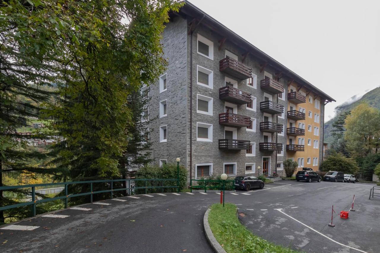 Ihost Flat - Valmalenco Centro Apartment Chiesa in Valmalenco Exterior foto
